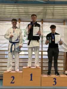 22440af3 a175 45be b4b7 d44a188cc84b